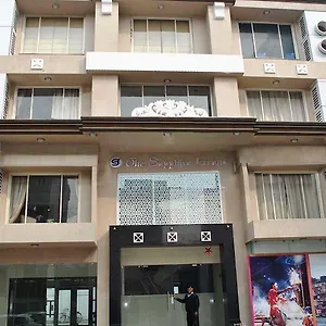 Hotel The Sapphire Grand, Varanasi
