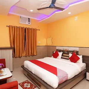 3* Hotel Bachchan Palace