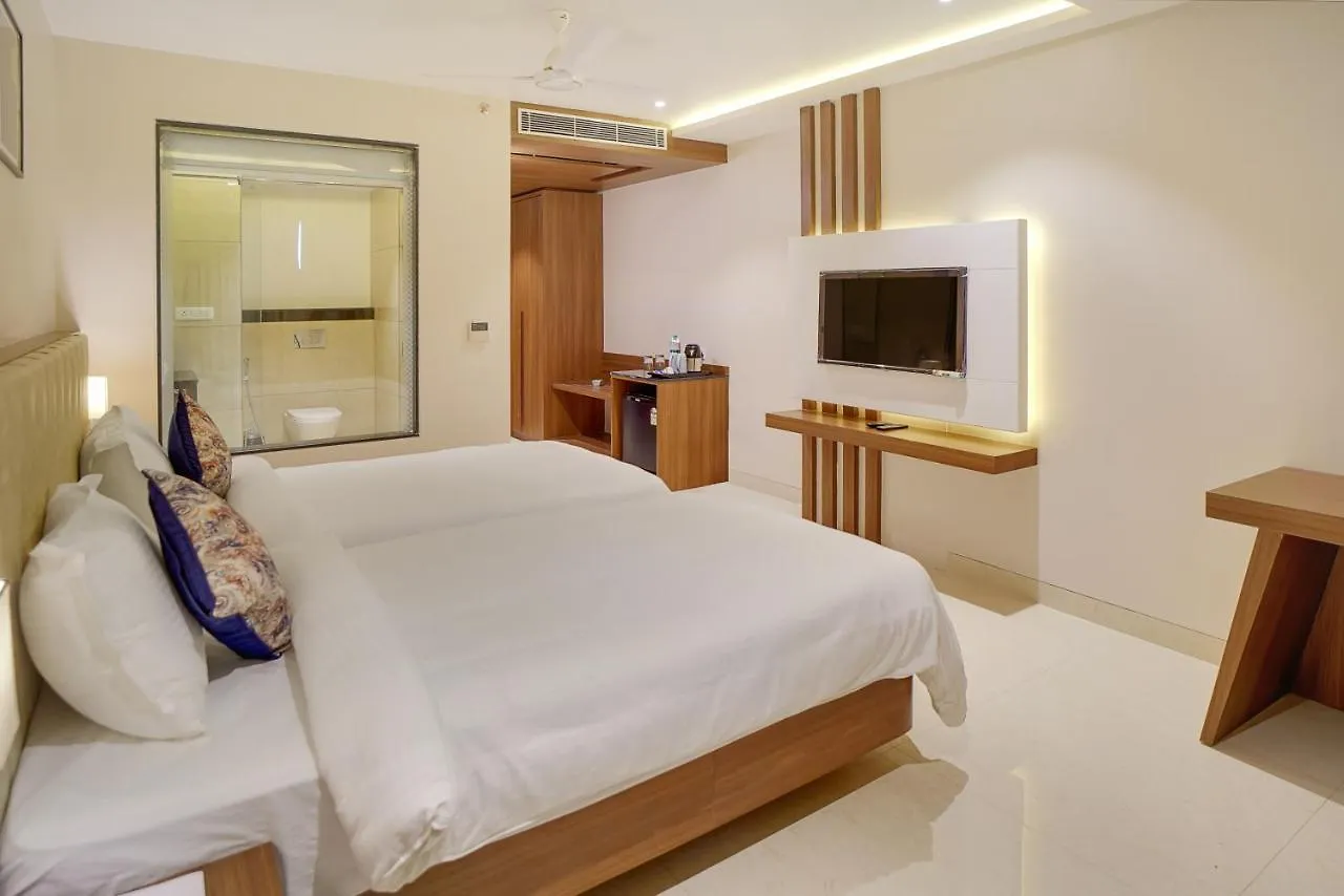 Hotel Four Element Varanasi