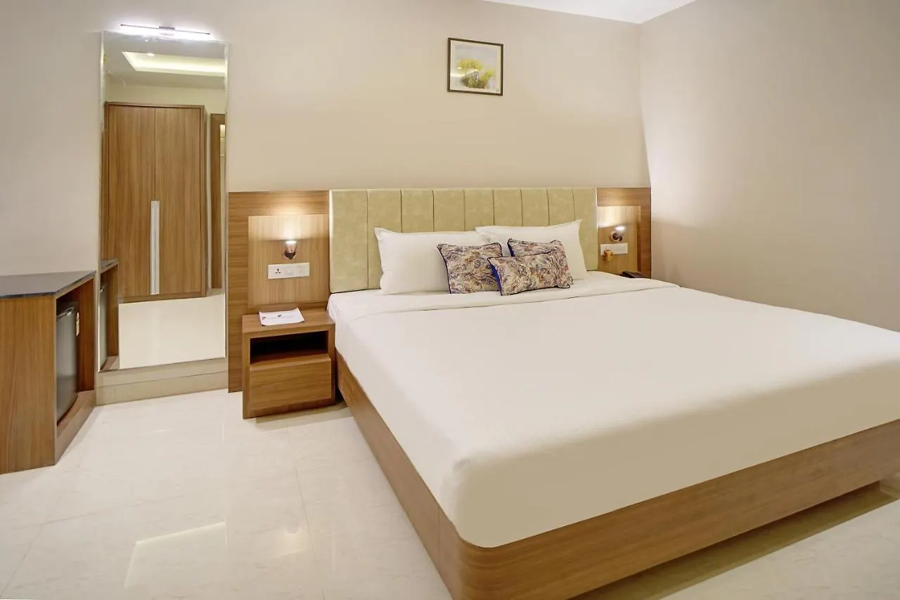 Hotel Four Element Varanasi