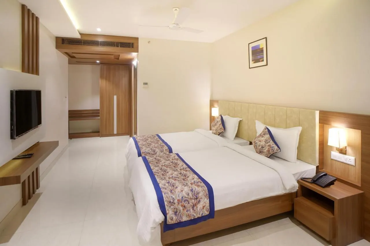 Hotel Four Element Varanasi