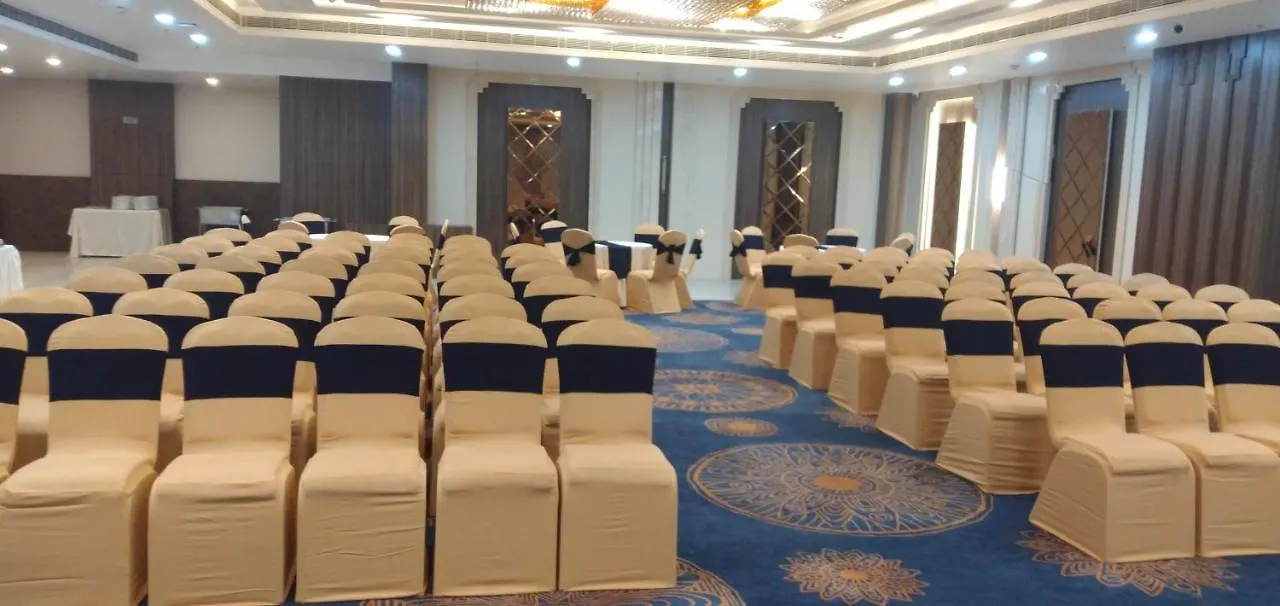 Hotel Four Element Varanasi